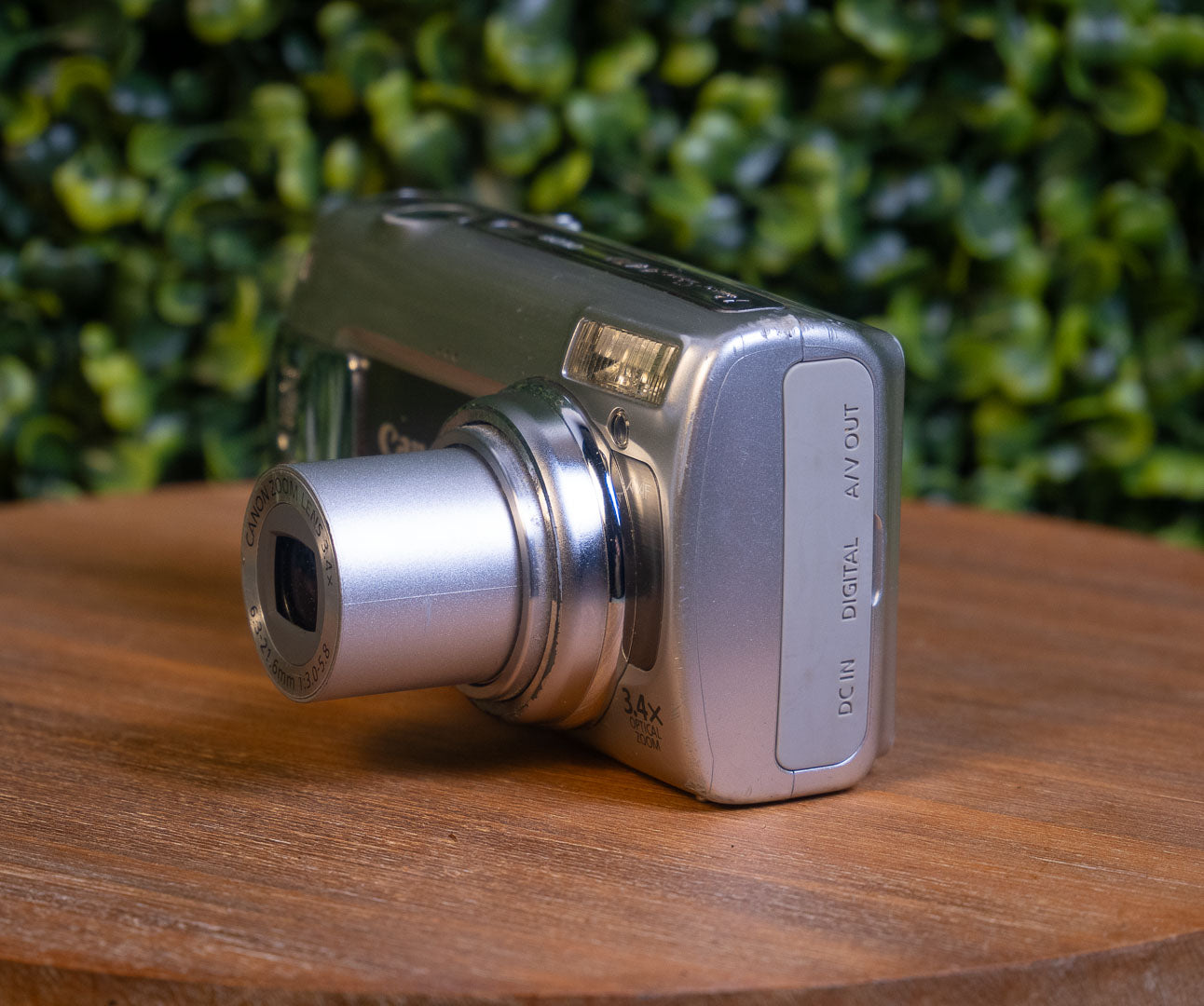 Canon PowerShot A470 - 7.1 Mega Pixel, 3.4X Zoom Compact Camera - Silver (Pre-Owned)