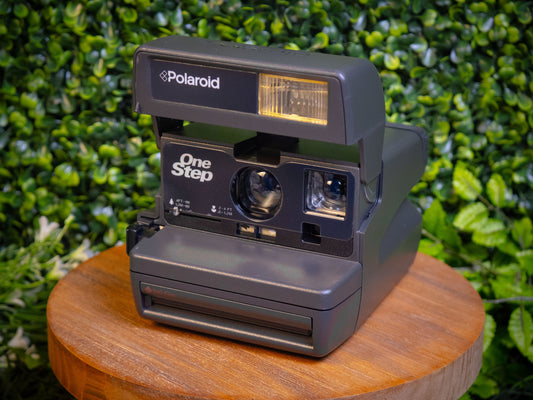 Polaroid One Step 600 - Instant Camera W/ Original Box (Pre-Owned)