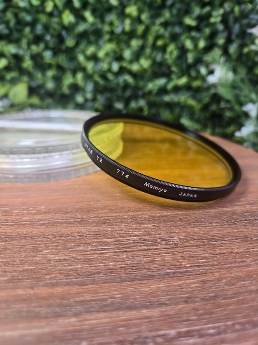 Mamiya 77mm (Y2) Yellow Lens Filter W/ Plastic Case - Pre-owned