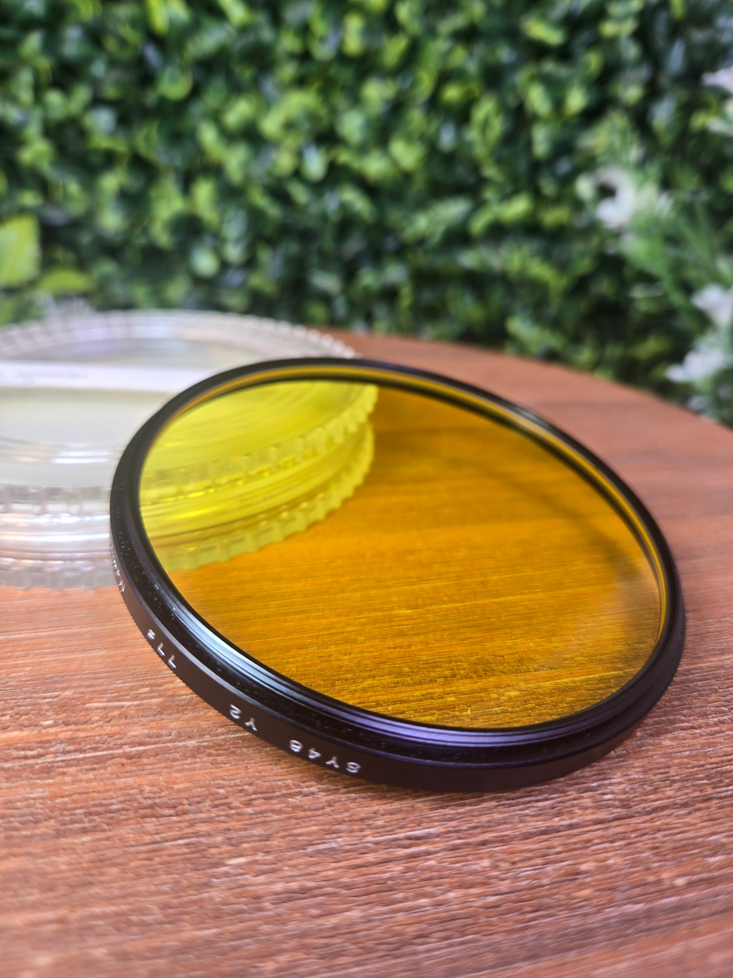 Mamiya 77mm (Y2) Yellow Lens Filter W/ Plastic Case - Pre-owned